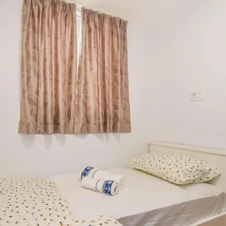 Mobile Homes Bella 3 بيت للعطل بيوغْغاد نا موغو