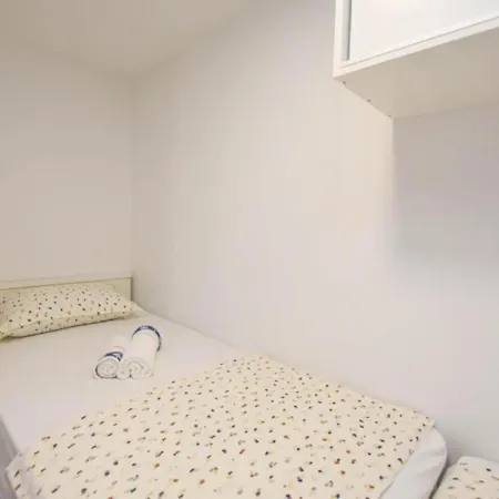 Mobile Homes Bella 3 بيت للعطل بيوغْغاد نا موغو