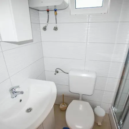 Mobile Homes Bella 3 بيت للعطل *